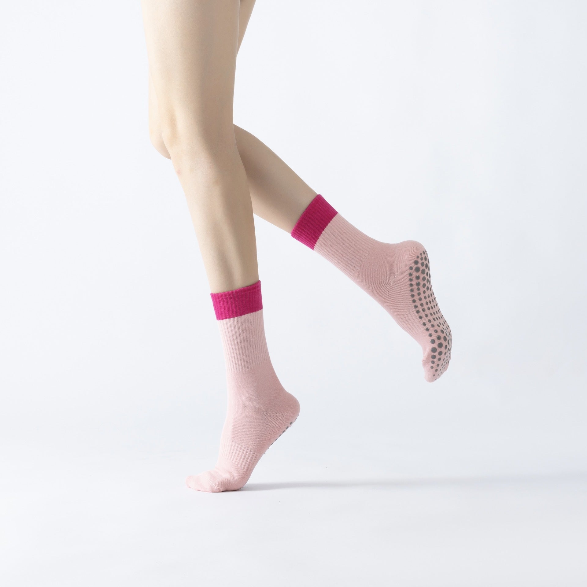 New autumn and winter two-color stitching yoga socks light-colored Pilates socks fitness non-slip breathable perspiration all-match four seasons